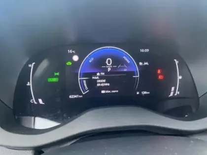 Photo 8 Toyota Yaris  Cross 130h Design AWD-i MC24