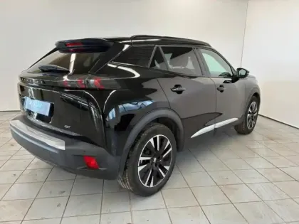 Photo 8 Peugeot 2008  e- 136ch GT