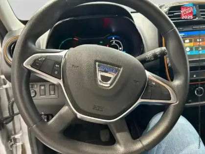 Photo 11 Dacia Spring  45ch Confort Plus - Achat Intégral Sieges cuir Camera