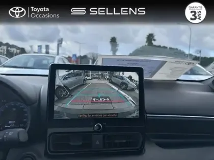 Photo 14 Toyota Yaris  116h Collection 5p MC24