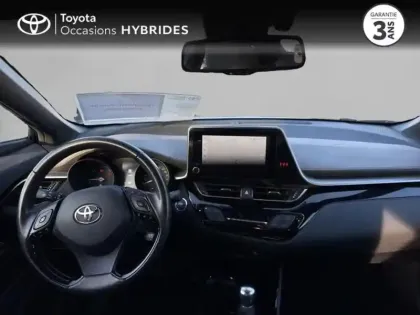 Photo 7 Toyota C-HR  122h Distinctive 2WD E-CVT MY22