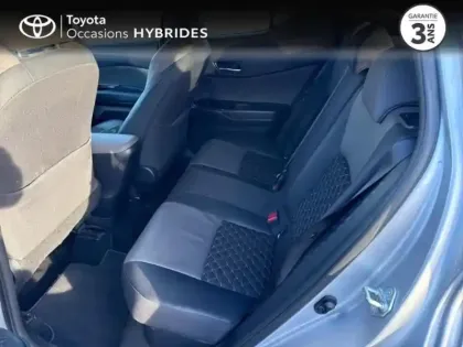Photo 11 Toyota C-HR  122h Distinctive 2WD E-CVT MY22