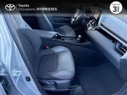 Photo 5 Toyota C-HR  122h Distinctive 2WD E-CVT MY22