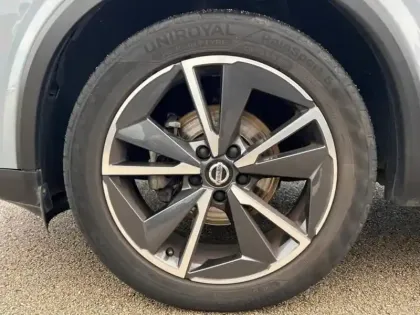 Photo 8 Nissan Qashqai  1.3 Mild Hybrid 140ch Tekna