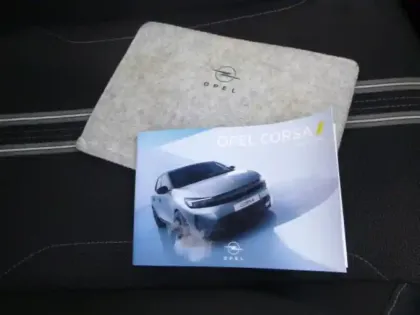 Photo 9 Opel Corsa  1.2 Turbo Hybrid 100ch GS e-BVA6