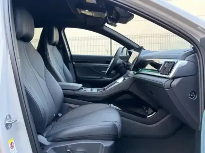 Photo 12 BYD Seal U  1.5 DM-i 218ch Boost