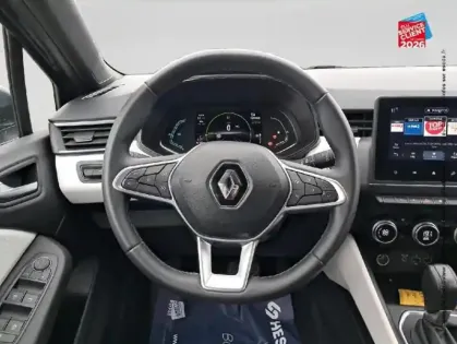 Photo 11 Renault Clio  1.6 E-Tech hybride 140ch Intens -21N