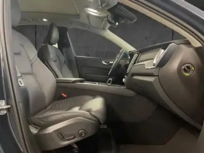 Photo 8 Volvo Xc60  T6 Hybride Rechargeable 253 + 145ch Ultra Style Chrome Geartronic 8 AWD