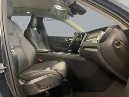 Photo 23 Volvo Xc60  T6 Hybride Rechargeable 253 + 145ch Ultra Style Chrome Geartronic 8 AWD