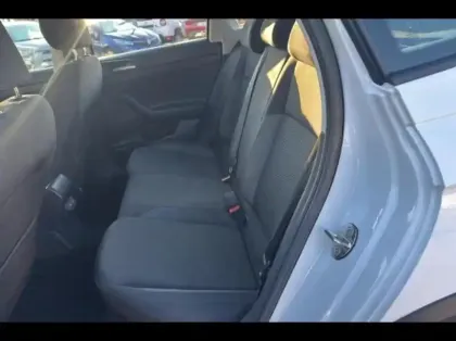 Photo 10 Volkswagen Taigo  1.0 TSI 110ch Life Plus