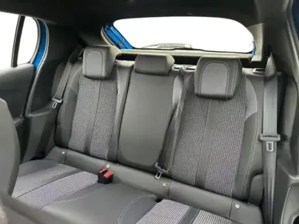 Photo 7 Peugeot 208  e- 136ch GT