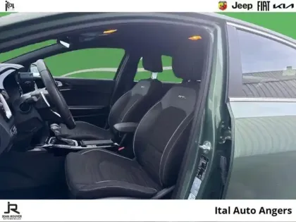 Photo 8 Kia Ceed  1.5 T-GDI 160ch GT Line DCT7