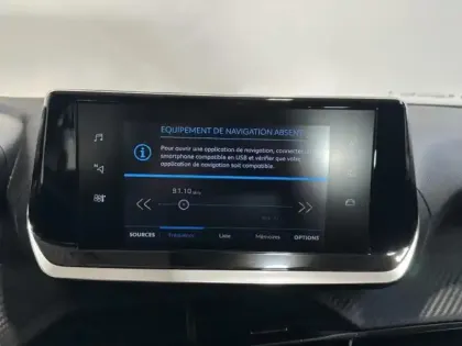 Photo 11 Peugeot 2008  1.2 PureTech 130ch S&S Active EAT8