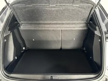 Photo 5 Peugeot 2008  1.2 PureTech 130ch S&S Active EAT8