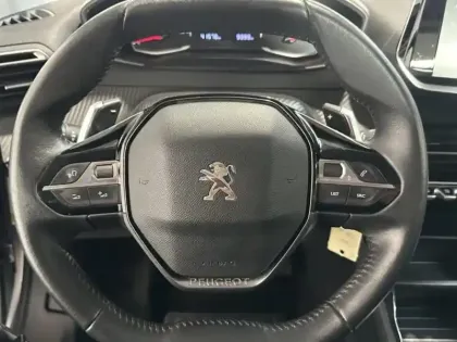 Photo 13 Peugeot 2008  1.2 PureTech 130ch S&S Active EAT8