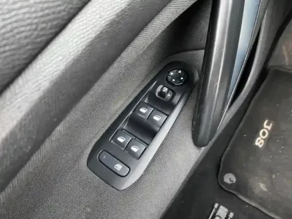 Photo 13 Peugeot 308  1.2 PureTech 110ch E6.3 S&S Allure