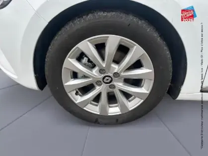 Photo 9 Renault Clio  1.6 E-Tech hybride 145ch Evolution