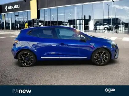 Photo 6 Renault Clio  1.6 E-Tech 145ch full hybrid esprit Alpine - 24