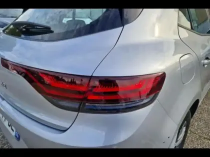 Photo 13 Renault Megane  1.5 Blue dCi 115ch Evolution -23