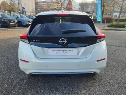 Photo 10 Nissan Leaf  150ch 40kWh N-Connecta 22