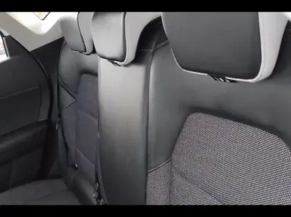 Photo 10 Renault Captur  1.3 TCe 140ch FAP Intens EDC -21