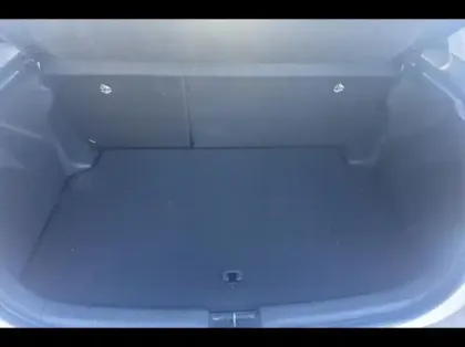 Photo 8 Toyota Yaris  116h Dynamic 5p MY22