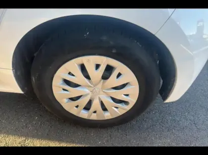 Photo 12 Toyota Yaris  116h Dynamic 5p MY22