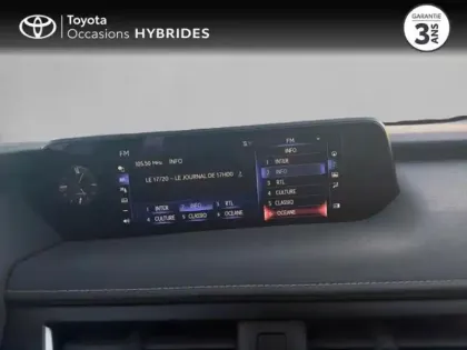 Photo 14 Lexus UX  250h 4WD Executive MY20