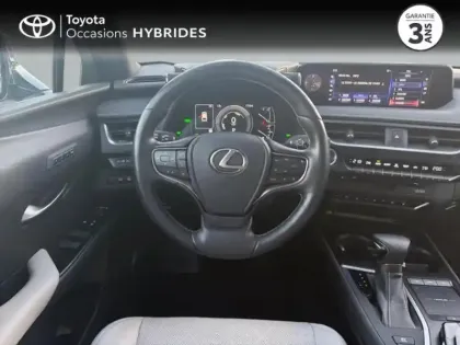 Photo 12 Lexus UX  250h 4WD Executive MY20