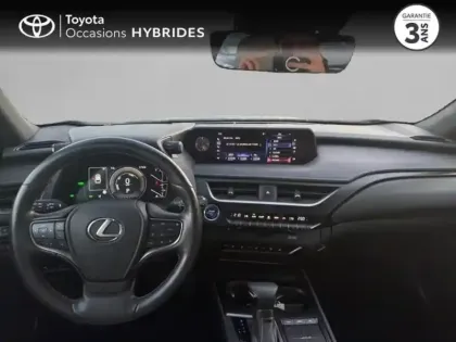 Photo 7 Lexus UX  250h 4WD Executive MY20