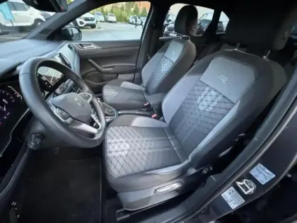 Photo 8 Volkswagen Taigo  1.5 TSI 150ch R-Line Edition DSG7