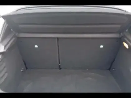 Photo 11 Renault Clio  1.6 E-Tech 145ch full hybrid Evolution - 25