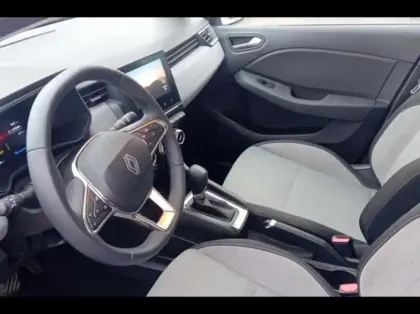 Photo 9 Renault Clio  1.6 E-Tech 145ch full hybrid Evolution - 25