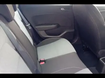 Photo 13 Renault Clio  1.6 E-Tech 145ch full hybrid Evolution - 25