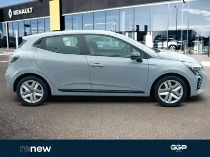 Photo 6 Renault Clio  1.6 E-Tech 145ch full hybrid Evolution - 25
