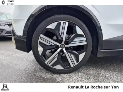 Photo 7 Renault Megane  E-Tech Electric EV60 220ch Iconic super charge