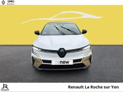 Photo 8 Renault Megane  E-Tech Electric EV60 220ch Iconic super charge