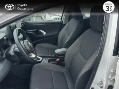 Photo 10 Toyota Yaris  116h Design 5p MY22