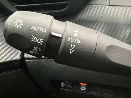 Photo 13 Peugeot 2008  e- 136ch Active Business