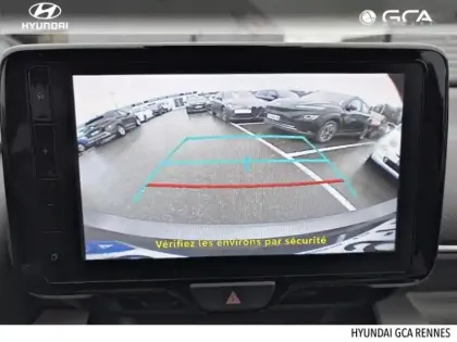 Photo 9 Toyota Yaris  116h Iconic 5p MY22