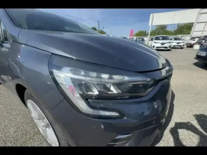 Photo 14 Renault Clio  1.6 E-Tech hybride 140ch Business -21N