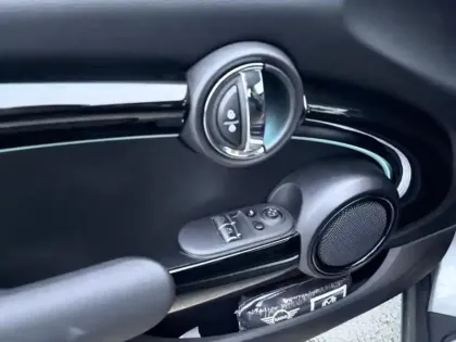 Photo 12 Mini Mini  Cooper SE 184ch Edition Premium BVA 5CV