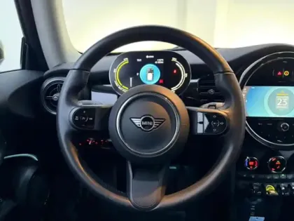 Photo 5 Mini Mini  Cooper SE 184ch Edition Premium BVA 5CV