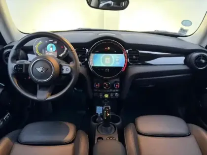 Photo 6 Mini Mini  Cooper SE 184ch Edition Premium BVA 5CV