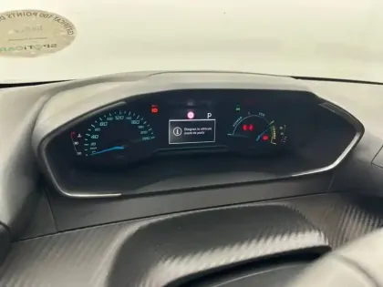 Photo 31 Peugeot 208  Hybrid 100 e-DCS6