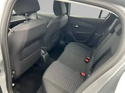 Photo 11 Peugeot 208  Hybrid 100 e-DCS6