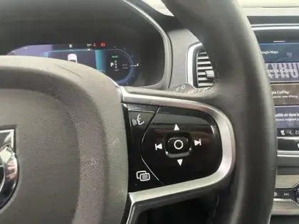 Photo 21 Volvo Xc90  T8 AWD Hybride Rechargeable 455 ch Geartronic 8 7pl