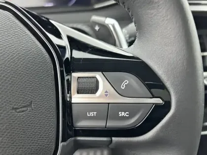 Photo 56 Peugeot 208  Hybrid 110 e-DCS6