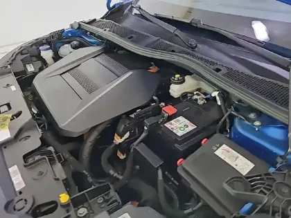 Photo 14 Peugeot 208  Electrique 50 kWh 136ch