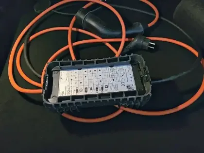 Photo 32 Peugeot 208  Electrique 50 kWh 136ch